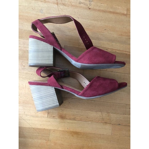 Universal Thread Goods Co. Women's Strappy Block Heel Open Toe Sandals Bordo - Picture 2 of 11